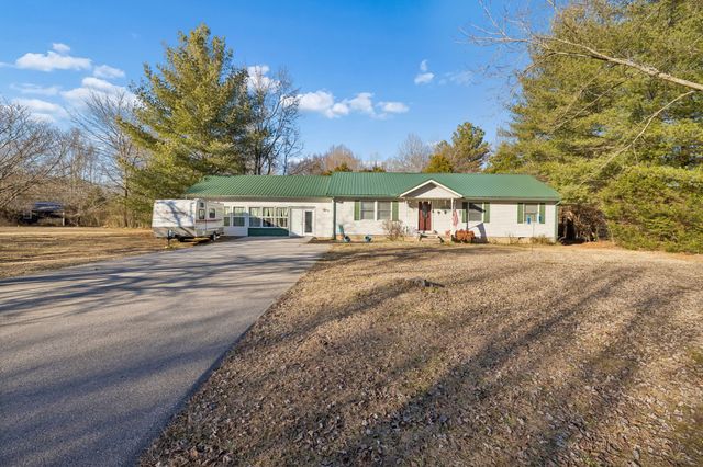 330 Deerfield Rd, Sparta, TN 38583