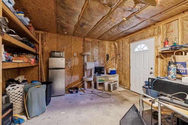 330 Deerfield Rd, Sparta, TN 38583