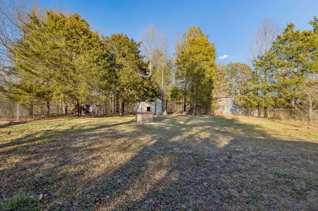 330 Deerfield Rd, Sparta, TN 38583