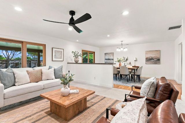 1113 Volz Dr, Sacramento, CA 95822