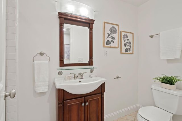 1113 Volz Dr, Sacramento, CA 95822