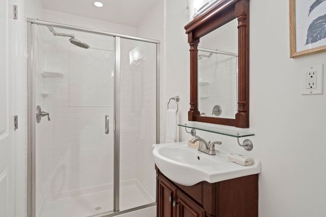 1113 Volz Dr, Sacramento, CA 95822