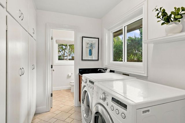 1113 Volz Dr, Sacramento, CA 95822