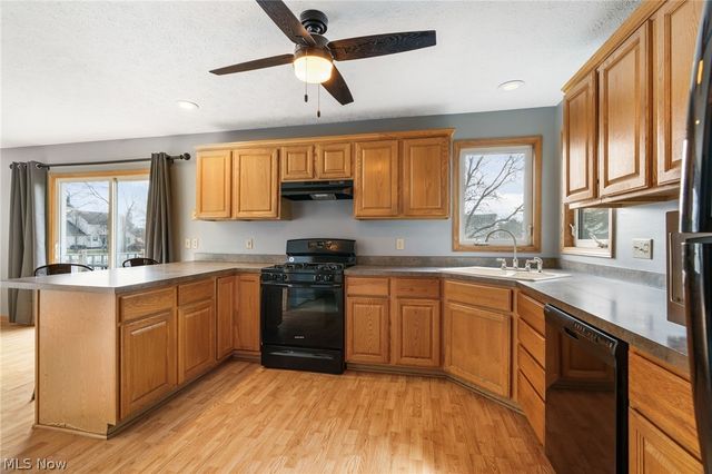 7606 Oakdale Street NW, Massillon, OH 44646