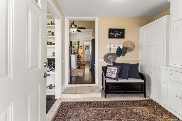 4515 STAPPER RD, St Hedwig, TX 78152