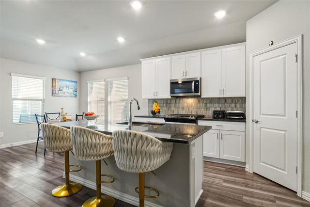 3608 Kingsgarden Road, Denton, TX 76207