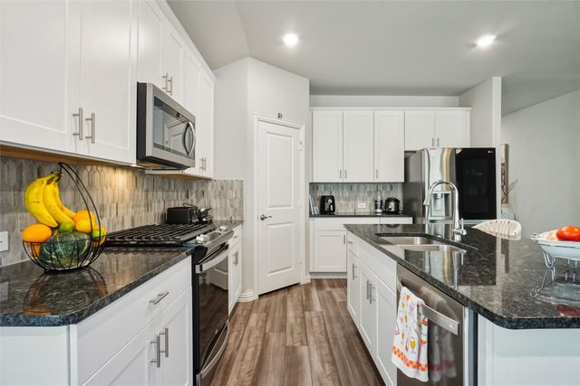 3608 Kingsgarden Road, Denton, TX 76207