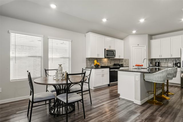 3608 Kingsgarden Road, Denton, TX 76207