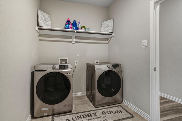 3608 Kingsgarden Road, Denton, TX 76207