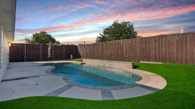 2321 Birch Drive, Little Elm, TX 75068