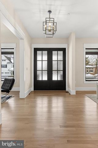 7604 HEMLOCK ST, Bethesda, MD 20817