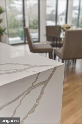 7604 HEMLOCK ST, Bethesda, MD 20817