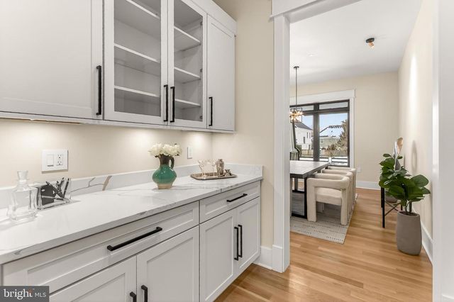 7604 HEMLOCK ST, Bethesda, MD 20817