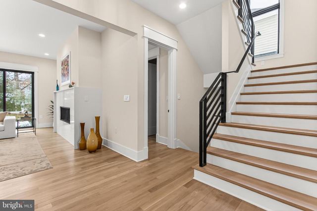 7604 HEMLOCK ST, Bethesda, MD 20817