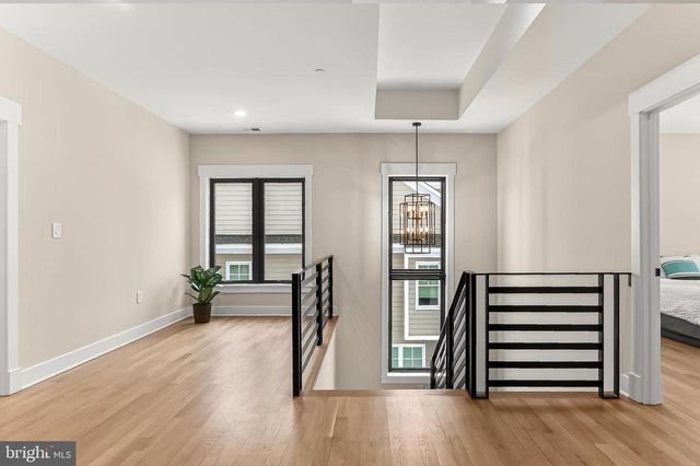 7604 HEMLOCK ST, Bethesda, MD 20817