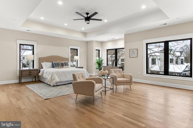 7604 HEMLOCK ST, Bethesda, MD 20817