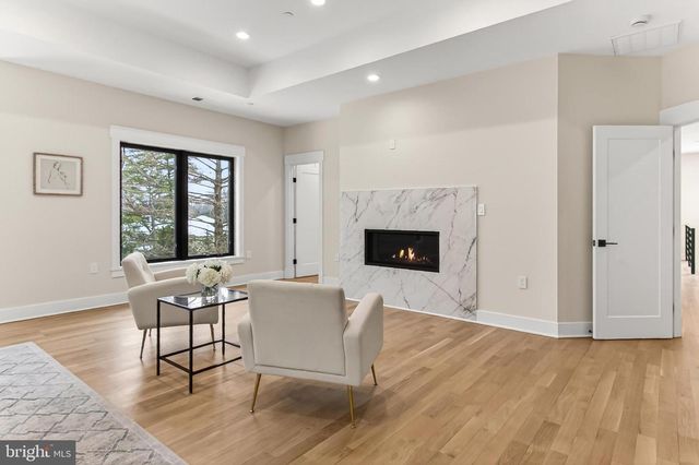 7604 HEMLOCK ST, Bethesda, MD 20817