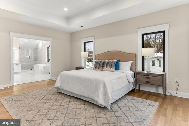 7604 HEMLOCK ST, Bethesda, MD 20817