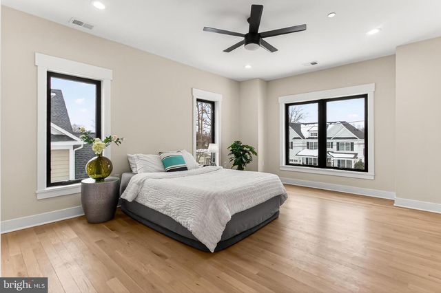 7604 HEMLOCK ST, Bethesda, MD 20817