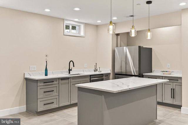 7604 HEMLOCK ST, Bethesda, MD 20817