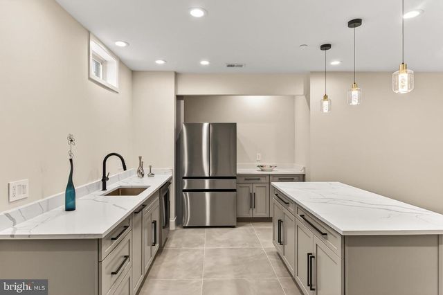 7604 HEMLOCK ST, Bethesda, MD 20817