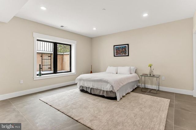 7604 HEMLOCK ST, Bethesda, MD 20817