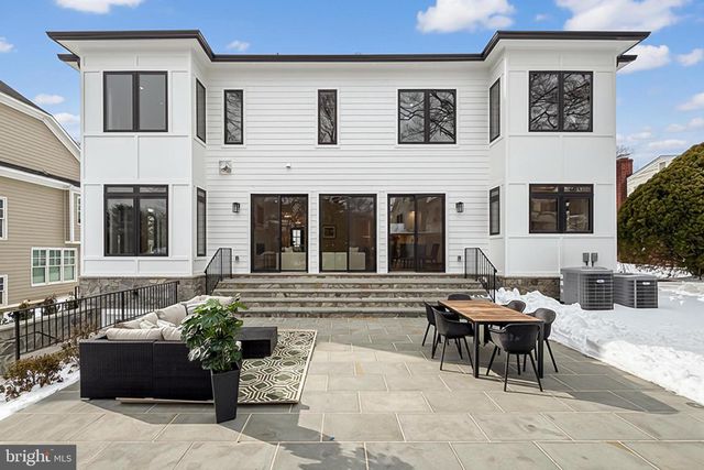 7604 HEMLOCK ST, Bethesda, MD 20817