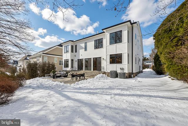 7604 HEMLOCK ST, Bethesda, MD 20817