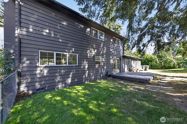 33907 23rd Avenue SW, Federal Way, WA 98023