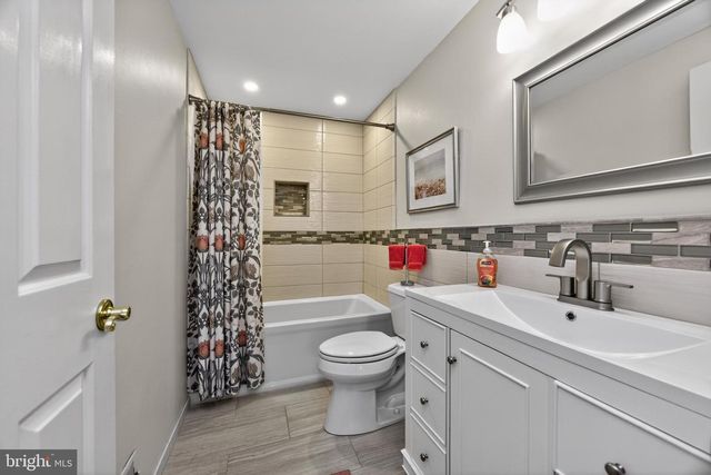 149 FARMHOUSE DRIVE, Audubon, PA 19403