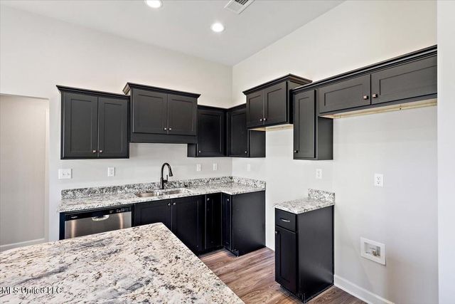 13758 Jack Thomas Boulevard, Olive Branch, MS 38654