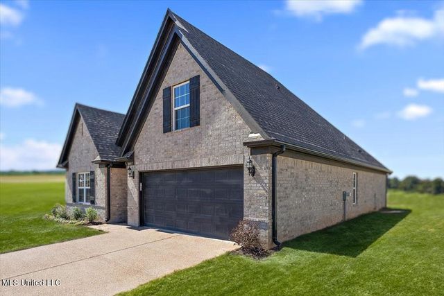 13758 Jack Thomas Boulevard, Olive Branch, MS 38654