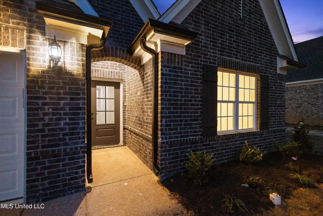 13758 Jack Thomas Boulevard, Olive Branch, MS 38654