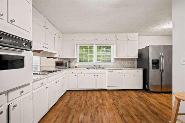556 Auburn Road, Auburn, GA 30011