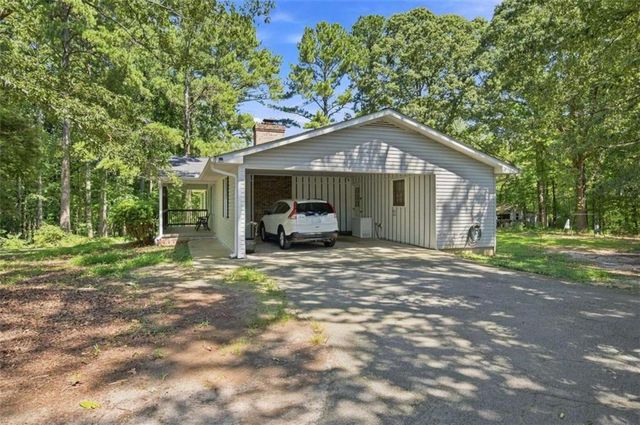 556 Auburn Road, Auburn, GA 30011
