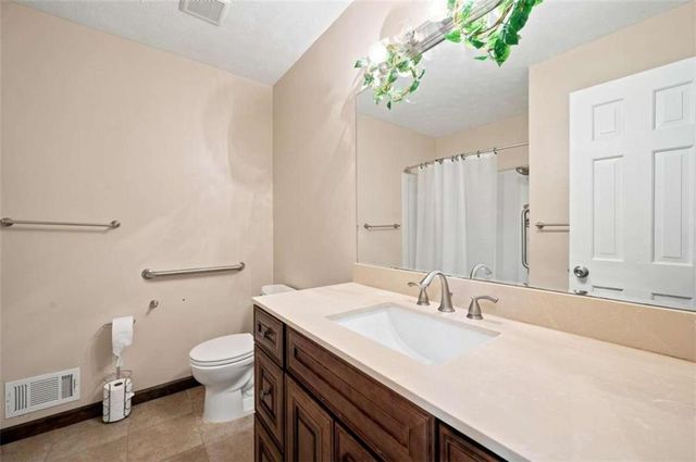 556 Auburn Road, Auburn, GA 30011