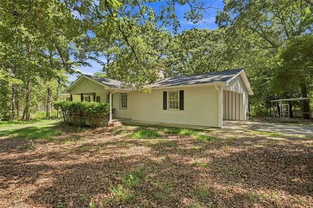 556 Auburn Road, Auburn, GA 30011