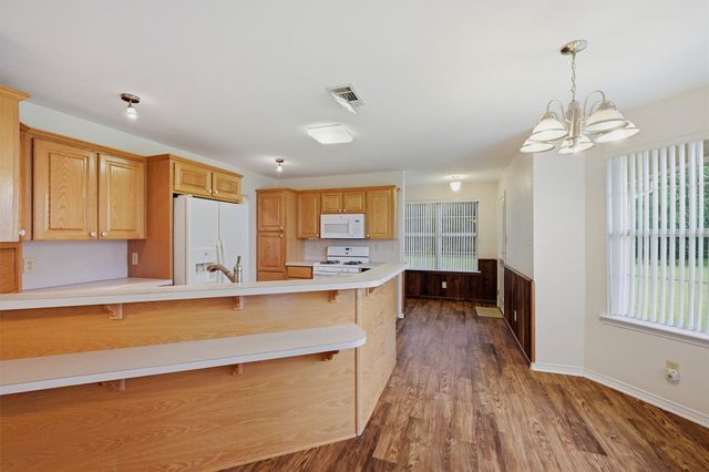 1808 E FM 120, Denison, TX 75021