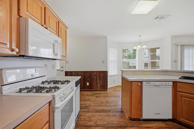 1808 E FM 120, Denison, TX 75021