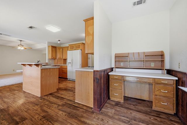 1808 E FM 120, Denison, TX 75021