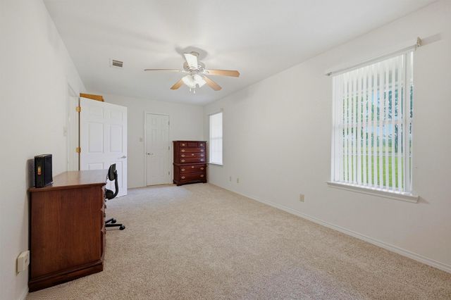 1808 E FM 120, Denison, TX 75021