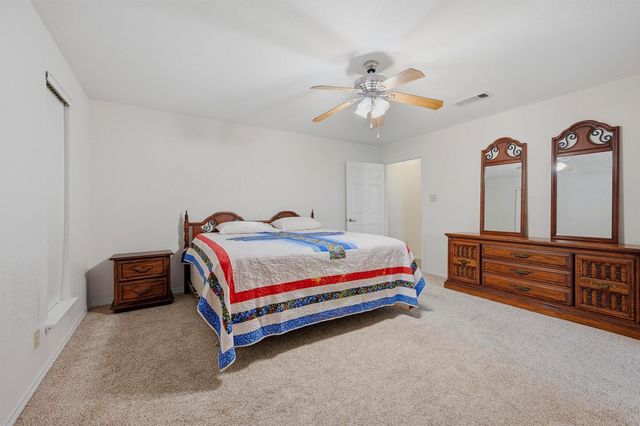 1808 E FM 120, Denison, TX 75021