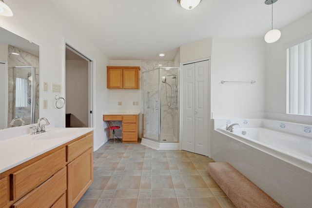 1808 E FM 120, Denison, TX 75021