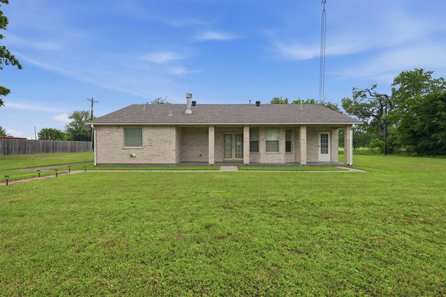 1808 E FM 120, Denison, TX 75021