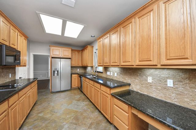 2318 Quarterpath Drive, Richmond, TX 77406