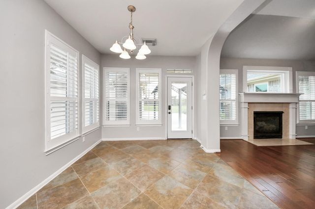 2318 Quarterpath Drive, Richmond, TX 77406