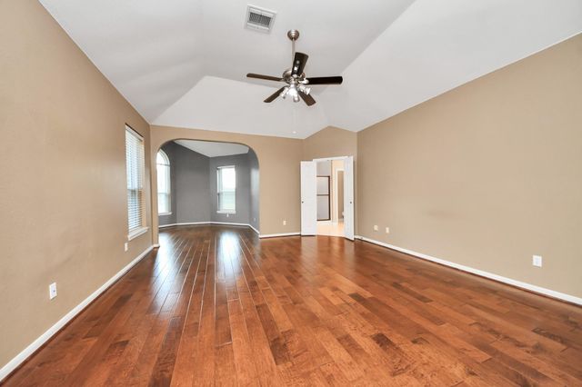 2318 Quarterpath Drive, Richmond, TX 77406