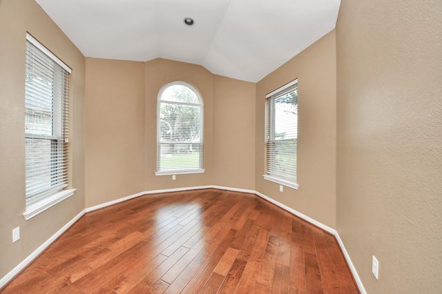 2318 Quarterpath Drive, Richmond, TX 77406