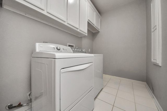 2318 Quarterpath Drive, Richmond, TX 77406