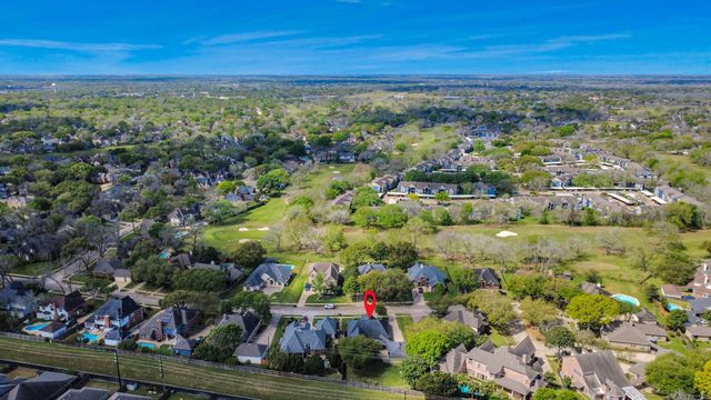 2318 Quarterpath Drive, Richmond, TX 77406